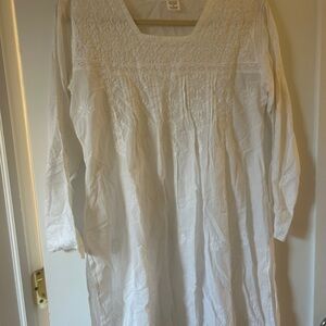 100% Cotton White Long Sleeve Dress